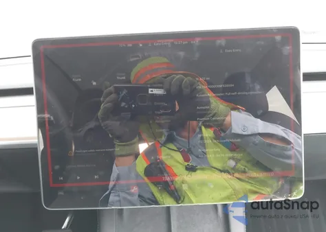 2022 Tesla Model Y Long Range Dual Motor All-Wheel Drive из США, поврежденный, VIN 7SAYGDEEXNF535584